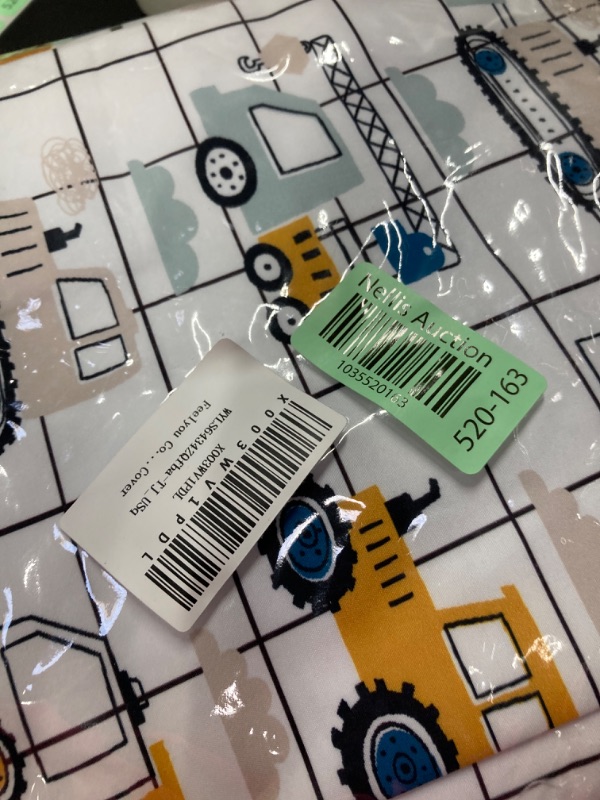 Photo 1 of Feelyou Construction Bedding Set Queen Size Kids Equipment Trucks Comforter Cover Set for Boys Teens Construction Vehicles Duvet Cover Excavator Tractor Plaid Grid White Bedspread Cover Quilt Cover