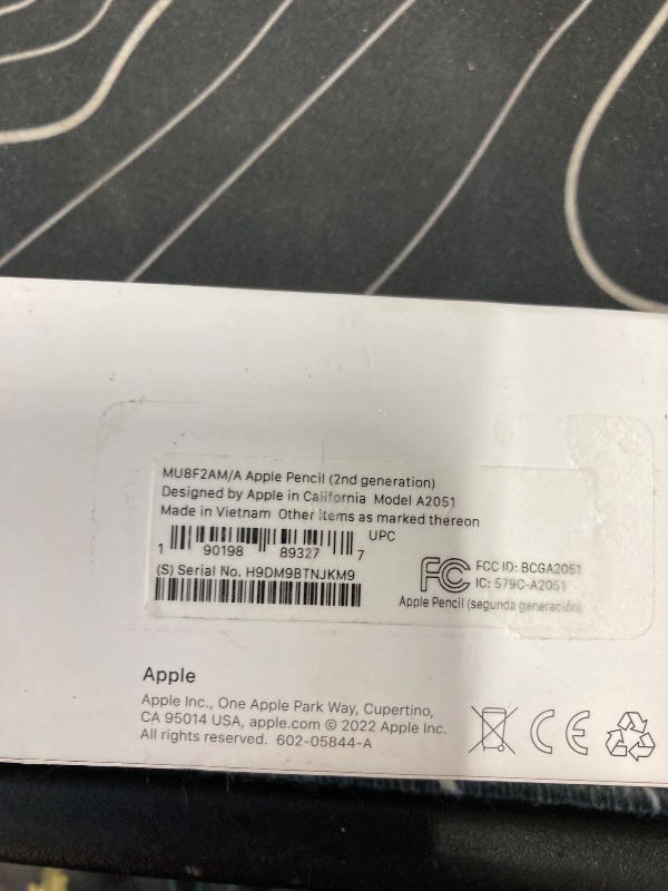 Photo 1 of Apple Pencil (2nd generation): Pixel-perfect precision and industry-leading low latency 
SN: SH9DM9BTNJKM9
