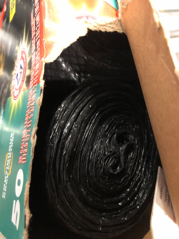 Photo 1 of ***ORIGINAL BOX WITH DAMAGE*** Hefty Ultra Strong 30 Gallon Trash Bags, Large Trash Bags 30 Gallon Size, Multipurpose, Break Resistant Drawstring Closure, Resists Leaks, Punctures, and Tears, Black, White Pine Breeze Scent, 50 Bags