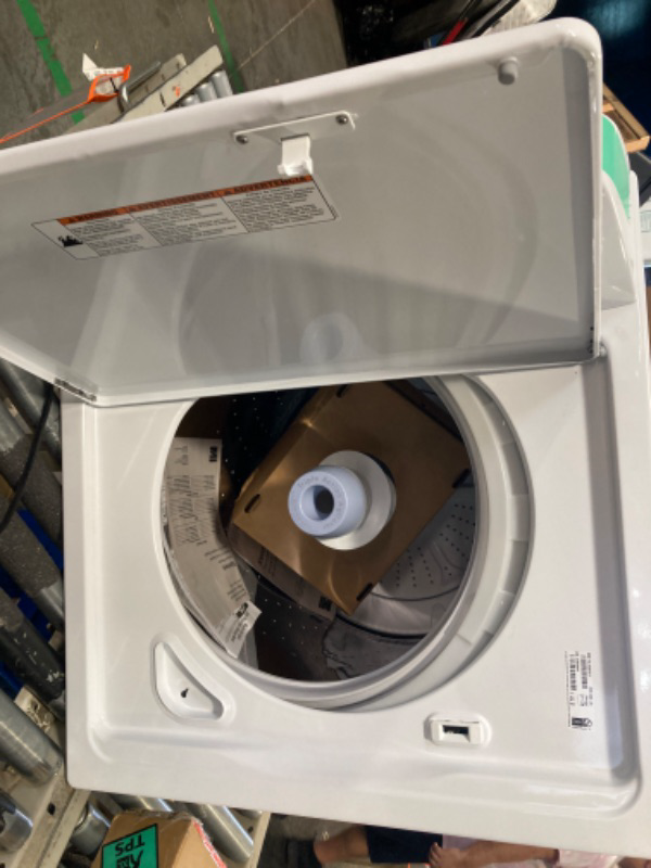 Photo 3 of ***CHECK DAMAGE IN REAL IMAGE***/***NO RETURN***
Kenmore 20362 Triple Action Agitator Top-Load Washer, White