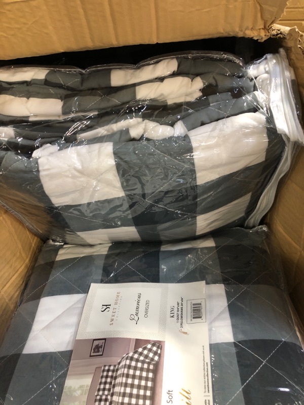 Photo 3 of *** PACK5**** Sweet Home Collection Quilts King Size 3 Piece Set Vintage Pre Wash Buffalo Check Oversized Reversible Pattern with Pillow Shams, White/Black