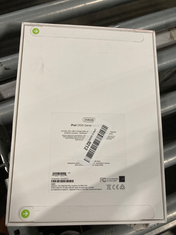 Photo 3 of ***New, factory sealed***Apple iPad (10th Generation): with A14 Bionic chip