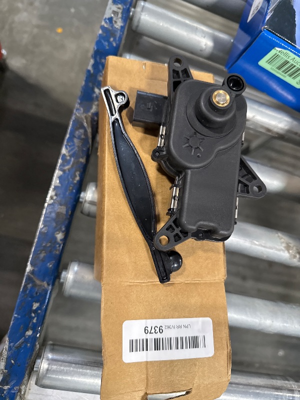 Photo 1 of Dorman 911-929 Intake Manifold Runner Control Motor and Arm Compatible with Select Chevrolet Models (OE FIX)