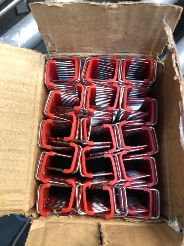 Photo 3 of 1" Insulated Cable Staple MNM1-600 for Milwaukee M12 Cable Stapler Gun 2448-20, for to Wood Surfaces-1-Inch Cable Staple 600 per Box