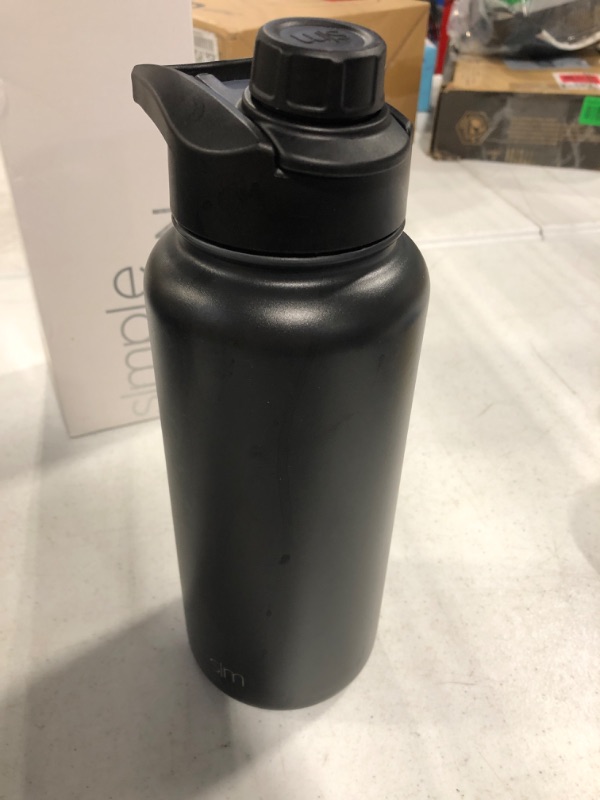 Photo 1 of *** dirty*** Simple Modern Water Bottle with Straw and Chug Lid Vacuum Insulated Stainless Steel Metal Thermos | Reusable Leak Proof BPA-Free Flask for Sports Gym Summit Collection 32oz, Midnight Black