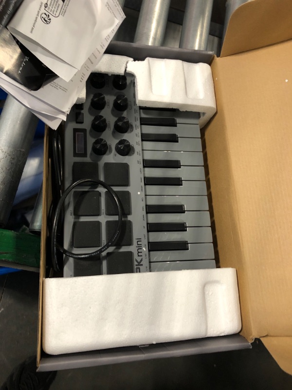 Photo 3 of Akai Professional MPK MINI MK3 KEYBOARD AND PAD CONTROLLER