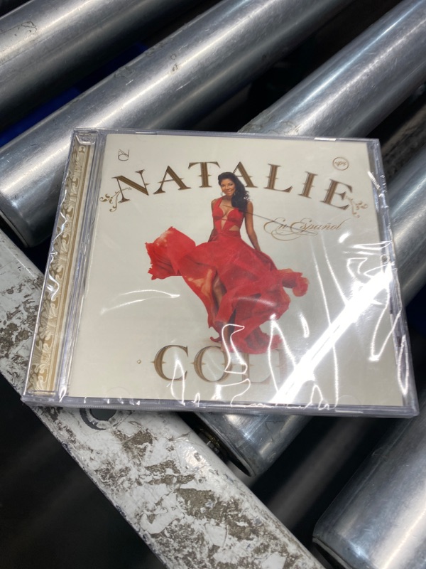 Photo 2 of ***FACTORY SEALED*** Natalie Cole En Español