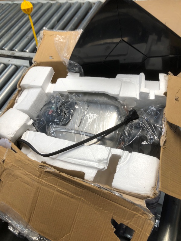 Photo 2 of Hamilton Beach Belgian Waffle Maker with Removable PFAS-Free Durathon Nonstick Coated Plates, Easy Flip, Ceramic Grids, Black (26031)