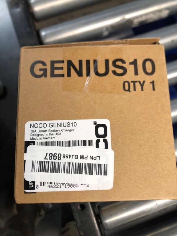 Photo 3 of ***FACTORY SEALED***NOCO GENIUS10, 10A Smart Car Battery Charger, 6V and 12V Automotive Charger, Battery Maintainer, Trickle Charger, Float Charger and Desulfator for Motorcycle, ATV, Lithium and Deep Cycle Batteries