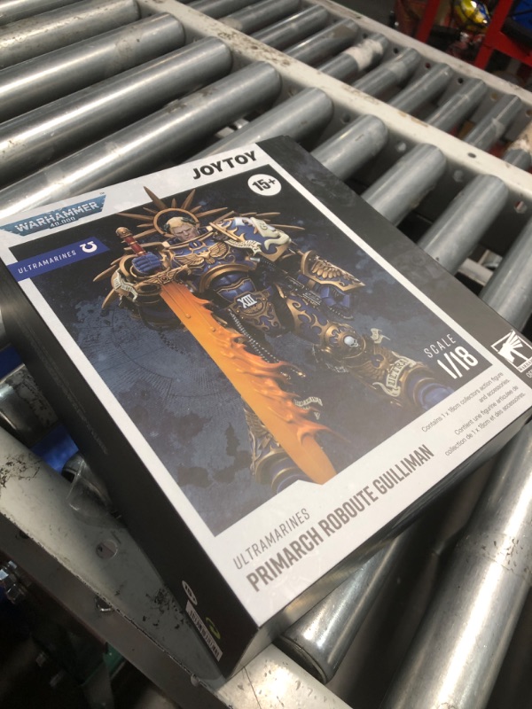 Photo 3 of ** MISSING  SWORD**
JOYTOY 7-inch Warhammer 40K 1/18 Action Figure, Ultramarines Primarch Roboute Guilliman Collection, Gift for Action Figure Lovers & Collectors Above 15 Years Old