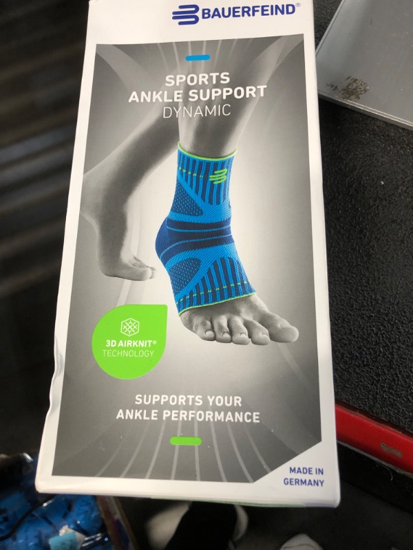 Photo 2 of (READ FULL POST) Bauerfeind Sports Ankle Support Dynamic - Ankle Compression Sleeve for Freedom of Movement - 3D AirKnit Fabric for Breathability - Premium Quality and Washable (M)