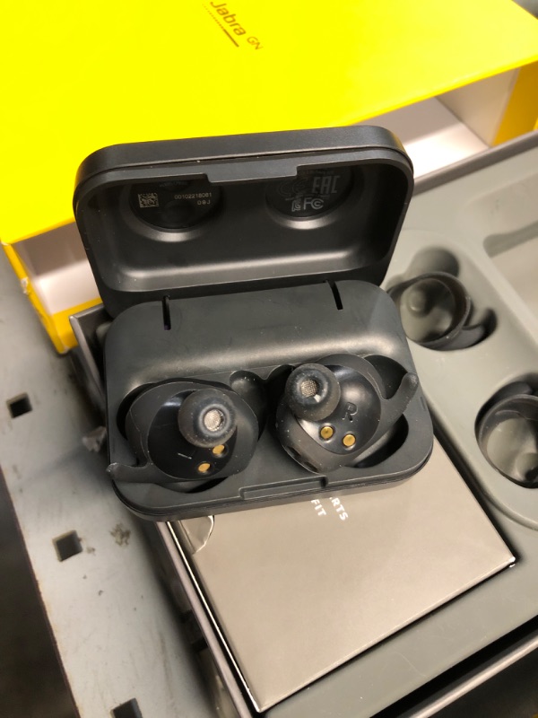 Photo 3 of (ONLY ONE IS NOT WORKING) Jabra Elite Sport Earbuds – Waterproof Fitness & Running Earbuds with Heart Rate and Activity Tracker, True Wireless Bluetooth Earbuds with Superior Sound, Advanced Connectivity and Charging Case
