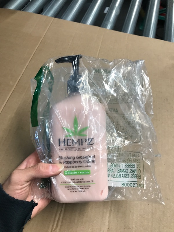 Photo 2 of ***ONLY ONE***

Hempz Lotion Blushing Grapefruit and Raspberry -  Case of 3 - 17 fl oz