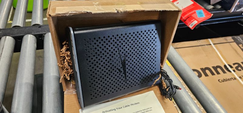 Photo 1 of Arris Touchstone DG3450 Cable Modem Wireless Gateway DOCSIS 3.1 with 802.11ac Wi-Fi & MoCA 2.0 (Renewed)