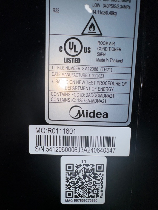 Photo 2 of *POWERS ON** Midea Duo 12,000 BTU (10,000 BTU SACC) High Efficiency Inverter, Ultra Quiet Portable Air Conditioner, Cools up to 450 Sq. Ft., Works with Alexa/Google Assistant, Includes Remote Black 12,000 BTU