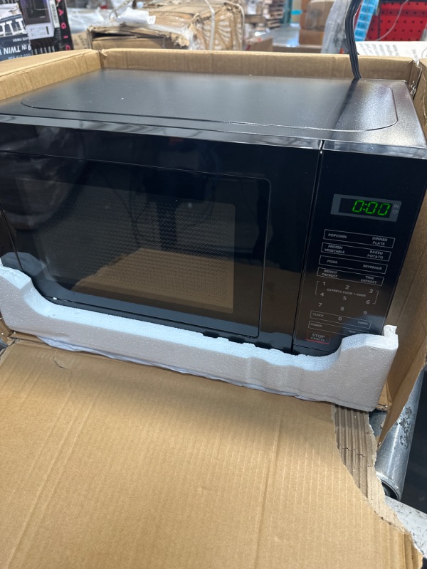 Photo 2 of 0.7 cu. ft. 700-Watt Countertop Microwave in Black