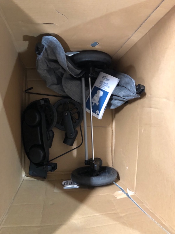 Photo 6 of ***USED - LIKELY MISSING PARTS - UNABLE TO VERIFY FUNCTIONALITY***
Graco Modes Pramette Travel System | Stroller & Car Seat Combo | 3-in-1 Stroller Modes | Includes Graco SnugRide 35 Infant Car Seat | Ellington