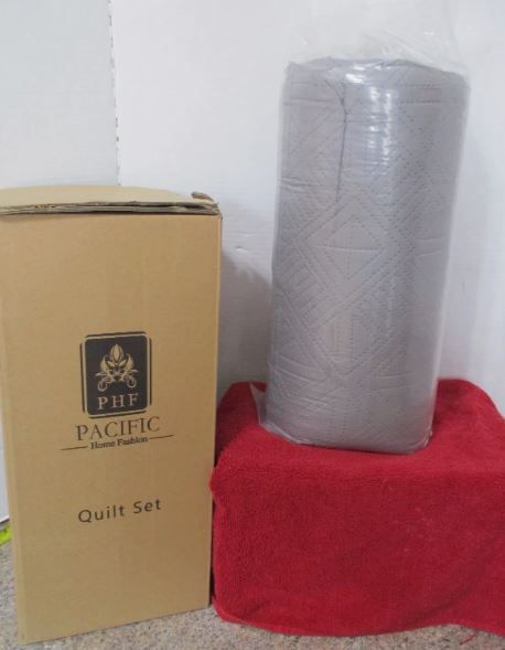 Photo 1 of (READ FULL POST) QVC ~ PACIFIC PHF HOME FASHION QUILT SET ~ GREY ~ KING ~ 106" X 96" ~ BED SET

