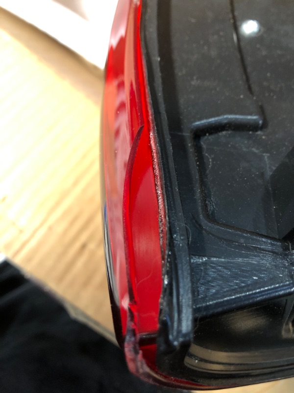 Photo 5 of (MINOR DAMAGE/ SEE NOTES) 
Boine Compatible With 2016 2017 2018 2019 2020 Toyota Tacoma Pickup Right Passenger Side Red Tail Light Housing Replace 81550-04170