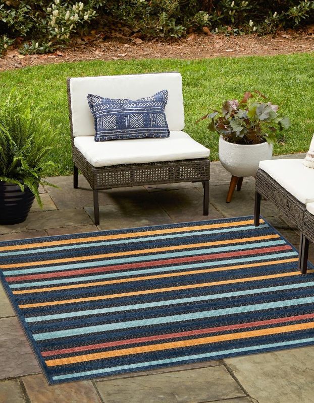 Photo 1 of ***USED - DIRTY - NO PACKAGING***
Unique Loom Belize Outdoor Collection Area Rug - Altun (7' 10" Square, Charcoal/ Light Blue)