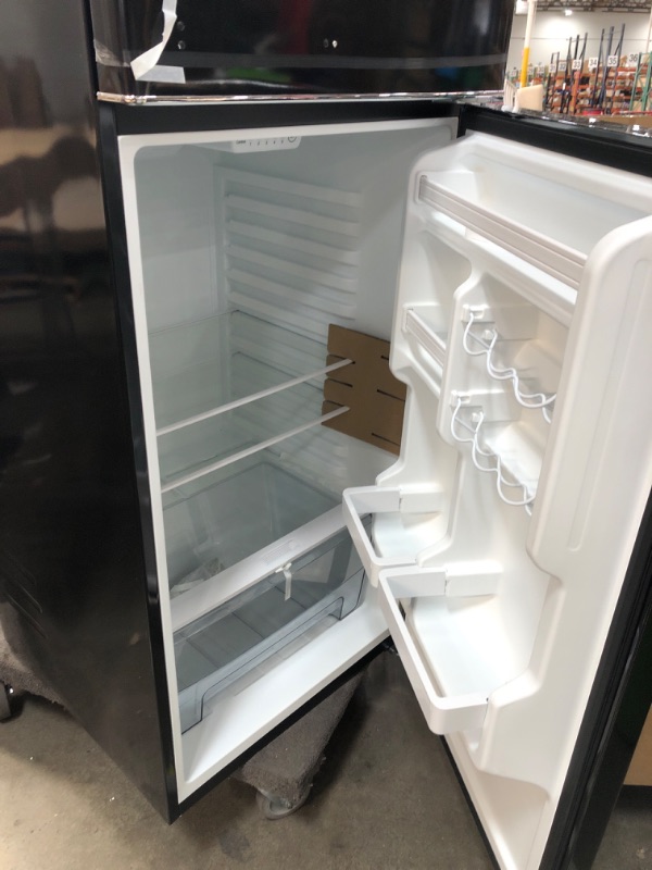 Photo 6 of * Damaged* Galanz - Retro 10 Cu. ft Top Freezer Refrigerator - Black