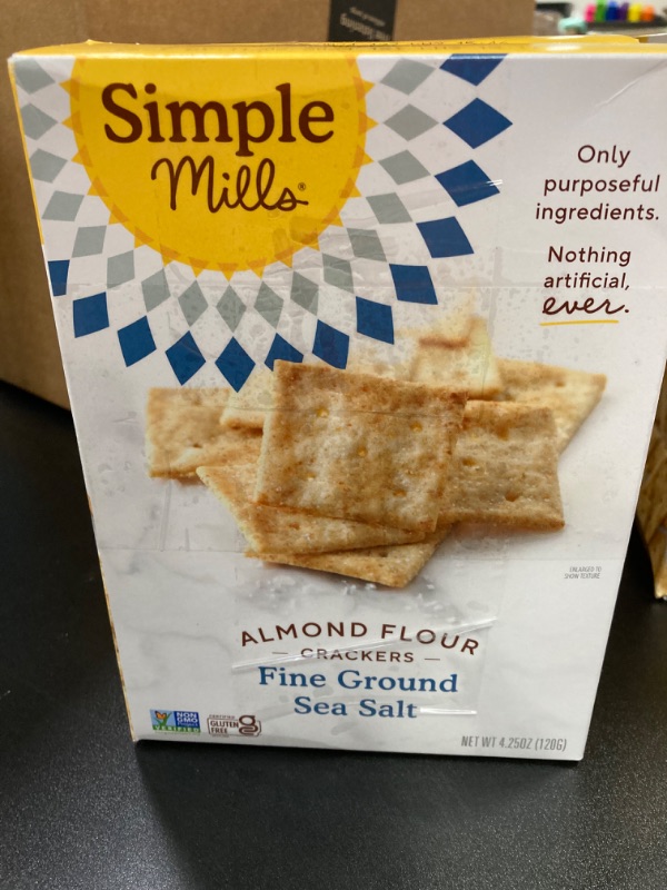 Photo 2 of ***BUNDLE OF 4***Simple Mills Almond Flour Crackers EXP11/02/2024