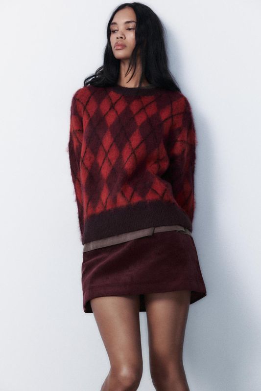 Photo 1 of  ZARA KNIT ARGYLE SWEATER SIZE MEDIUM