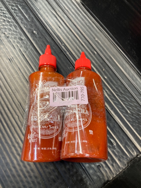 Photo 1 of 2- Lieber's Sriracha Hot Chili Sauce, Authentic And Delicious, Non-GMO, No MSG, Gluten-free, Cholesterol-free, and Vegan, NET WT. 1 lb (454g)