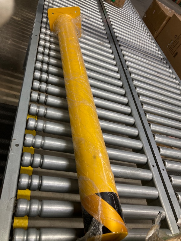 Photo 1 of ***** box of 6 *****VEVOR Safety Bollard, 48 Inch Height Bollard Post, 4.5 Inch Diameter Steel Pipe Safety Bollard Post, Yellow Steel Bollard, Steel Safety Bollard 