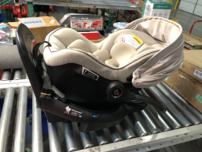 Photo 4 of ***USED - LIKELY MISSING PARTS - UNABLE TO VERIFY FUNCTIONALITY***
Maxi-Cosi Peri™ 180 Rotating Infant Car Seat, Baby Car Seat Rotating Carseat, Swivel Car Seat, Desert Wonder