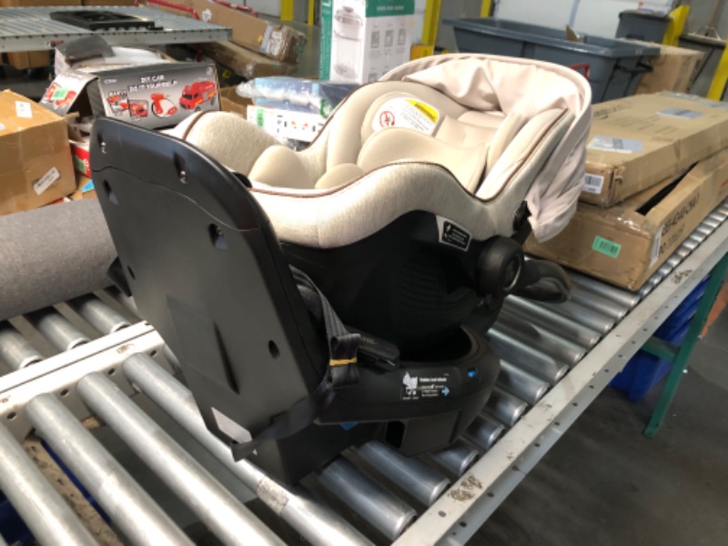 Photo 3 of ***USED - LIKELY MISSING PARTS - UNABLE TO VERIFY FUNCTIONALITY***
Maxi-Cosi Peri™ 180 Rotating Infant Car Seat, Baby Car Seat Rotating Carseat, Swivel Car Seat, Desert Wonder