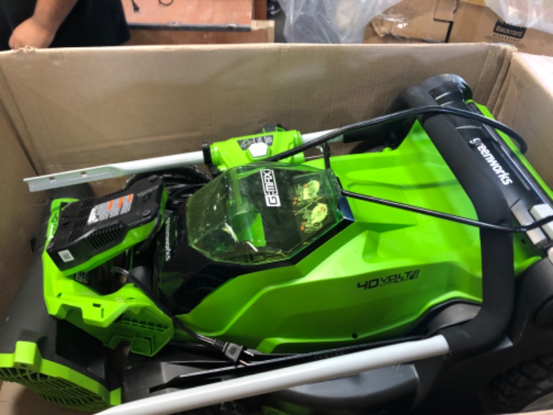 Photo 2 of *****PARTIAL SET!! SEE NOTES/PHOTOS****
Greenworks 40V 20" Cordless Push Lawn Mower Bundle with Axial Leaf Blower(500 CFM / 120 MPH),5Ah + 2Ah Batteries & Charger