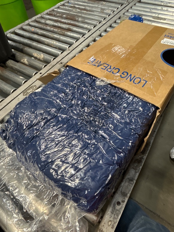 Photo 1 of *** PRE OPENED***LONG CREATE Chunky Knit Throw Blanket 60"X 80", 100% Handmade with Soft Chenille Yarn, 6.7lbs Thick Cable Knitted Blankets, Large Rope Knot Crochet Throws for Couch Sofa Bed Home Decor, Navy Blue