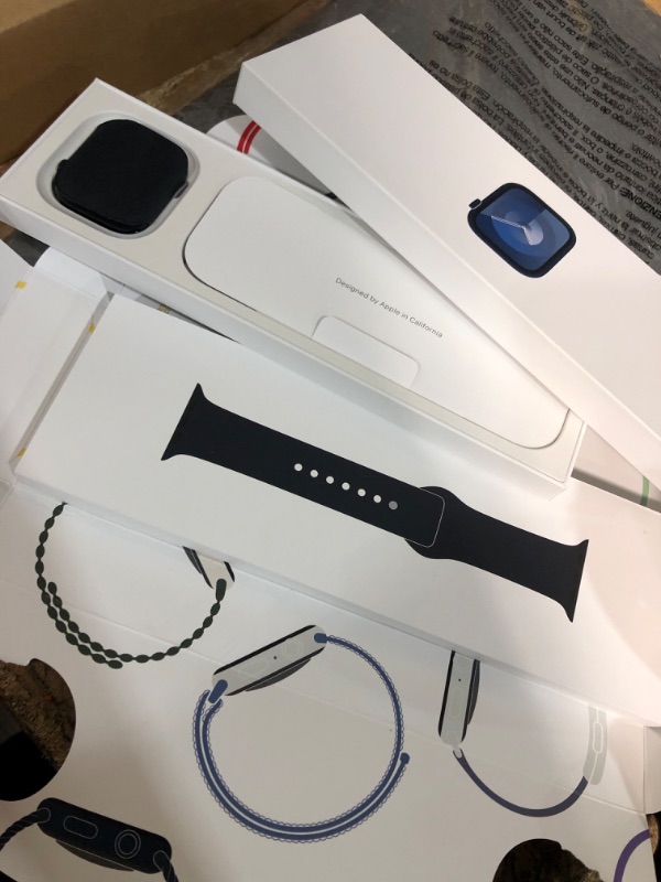 Photo 3 of Apple Watch Series 9 (GPS)