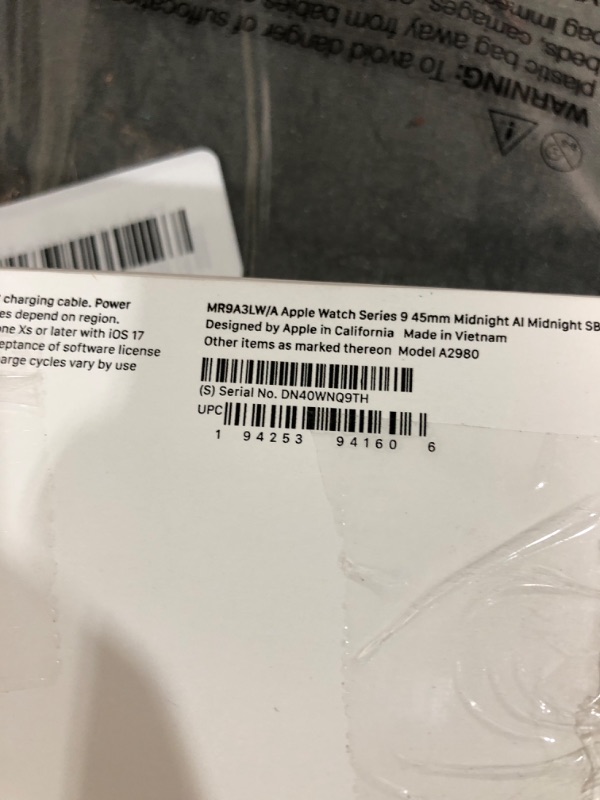 Photo 2 of Apple Watch Series 9 (GPS)