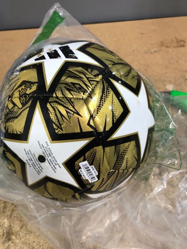 Photo 2 of adidas Unisex-Adult UCL Club Soccer Ball, White/Gold Metallic/Black, 3