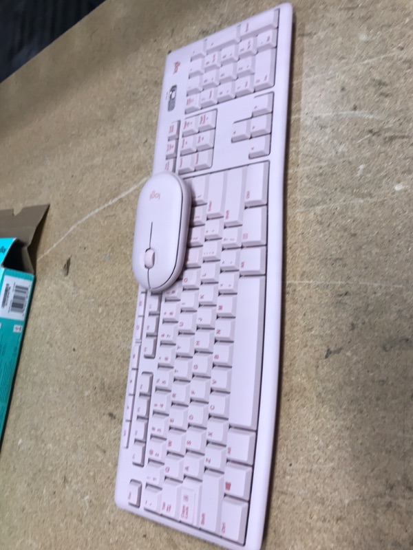 Photo 2 of *INCOMPLETE* Logitech MK270 Wireless Keyboard and Mouse Combo for Windows