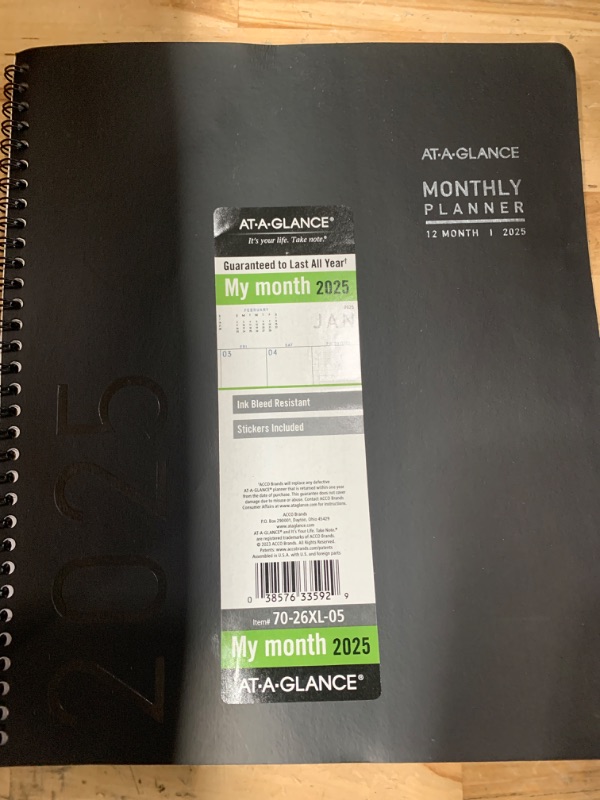 Photo 2 of AT-A-GLANCE 2025 Planner, Monthly, 9" x 11", Large, Contemporary Lite, Black (7026XL0525)038576335929
