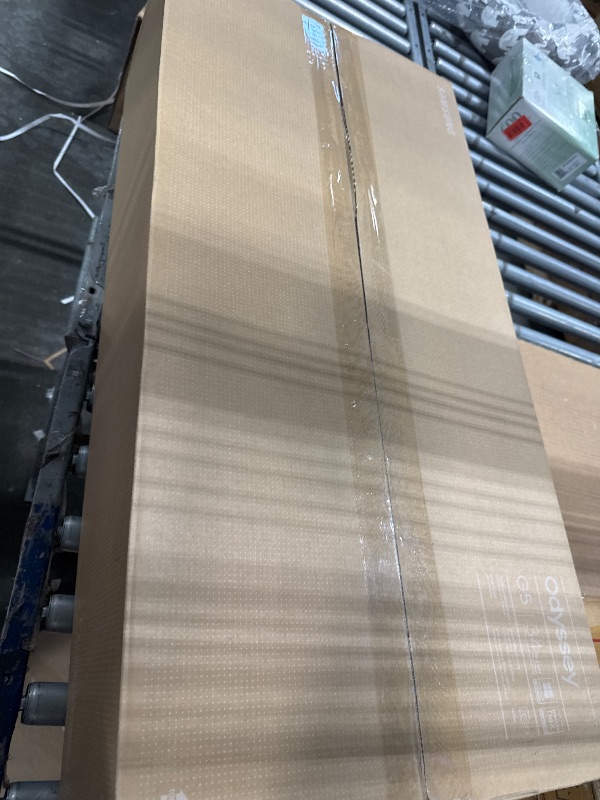 Photo 1 of Samsung 34' Odyssey G5 Ultra-Wide Gaming Monitor with 1000R Curved Screen, 165Hz, 1ms, FreeSync Premium, Large Display, Eye Comfort, Multiple Ports, WQHD, LC34G55TWWNXZA, 2020, Black