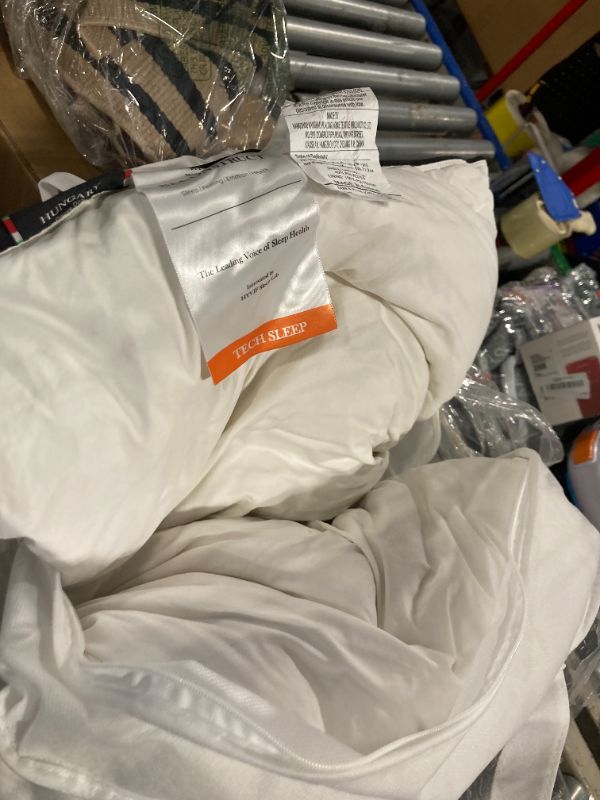 Photo 1 of  ** ONLY ONE PCS *** HYVIF Luxury Down Fiber Pillow - Ultra-Soft, Premium Bed Pillows for Superior Comfort and Support While Sleeping - 1 Pack, King Size (20" x 36")