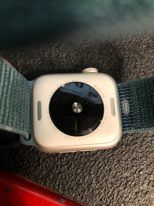 Photo 3 of ***ONLY WATCH / NO CHARGER*** Apple Watch SE (2nd Gen) [GPS 40mm] Smartwatch with Aluminum Case with Starlight Sport Loop. Fitness & Sleep Tracker, Crash Detection, Heart Rate Monitor, Retina Display, Carbon Neutral