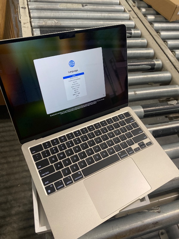 Photo 3 of Apple 2024 MacBook Air 13-inch Laptop with M3 chip: Built for Apple Intelligence, 13.6-inch Liquid Retina Display, 16GB Unified Memory, 256GB SSD Storage, Backlit Keyboard, Touch ID; Starlight