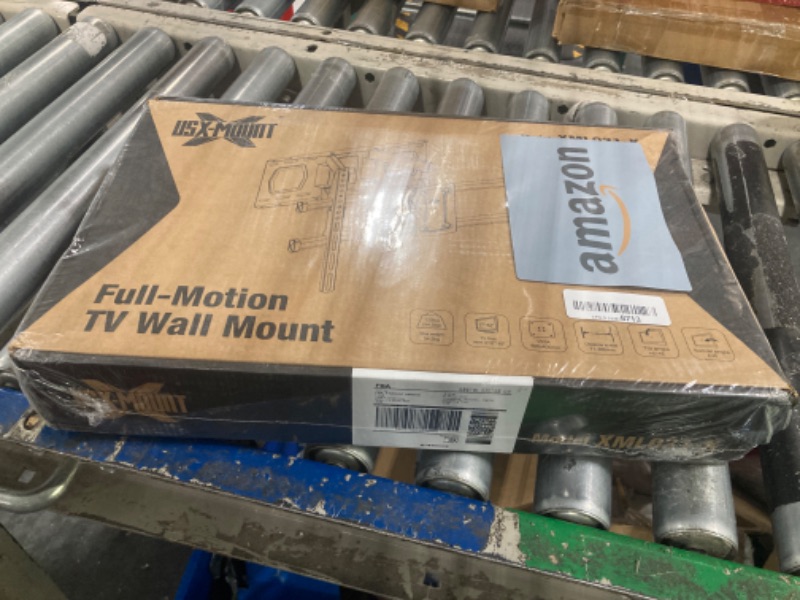 Photo 2 of ***Factory Sealed***
USX MOUNT Full Motion TV Mount for Most 37-82 Inch TV up to 132lbs, TV Wall Mount Articulating with Swivel, Tilt & Extension, Wall Mounts TV Bracket for VESA 600x400mm 400x300mm, 8-16" Wood Studs