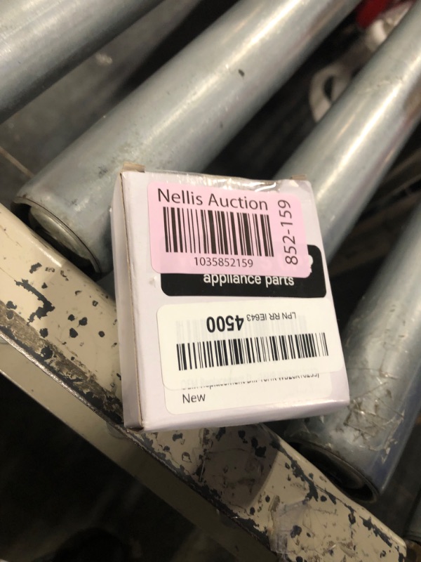 Photo 2 of [ What'sUp ] DE31-10172C for Microwave Drive Motor Compatible with Samsung, Maytag, Kenmore, Jenn-Air. Part Number: DE31-10172C Replaces Replaces DE31-10172A WPDE31-10172A 2078349 PS4224018.