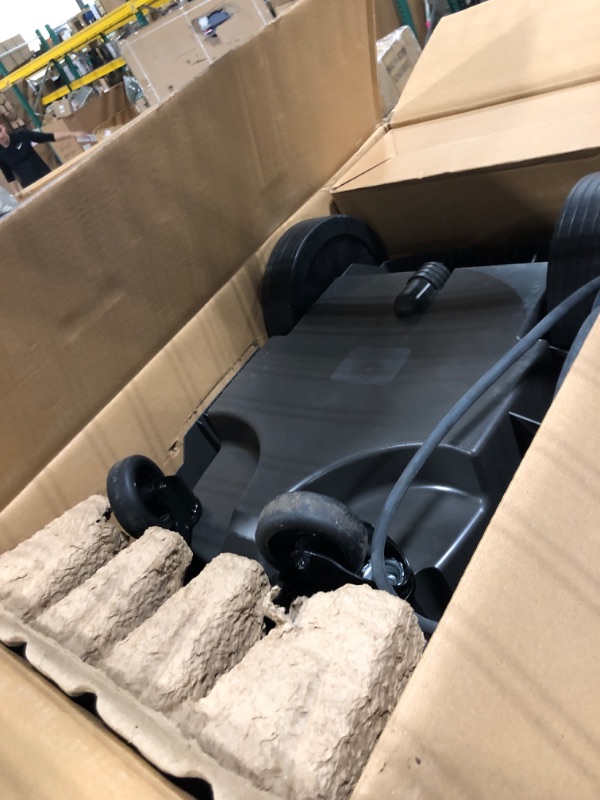 Photo 1 of 3M Xtract Portable Dust Extractor, 64256, 9 Gallon/35 Liter, Industrial Vacuum with Automatic Filter Clean Without Flow Stoppage, HEPA Filter, Compatibility with Pneumatic and Electric Sanders , Black