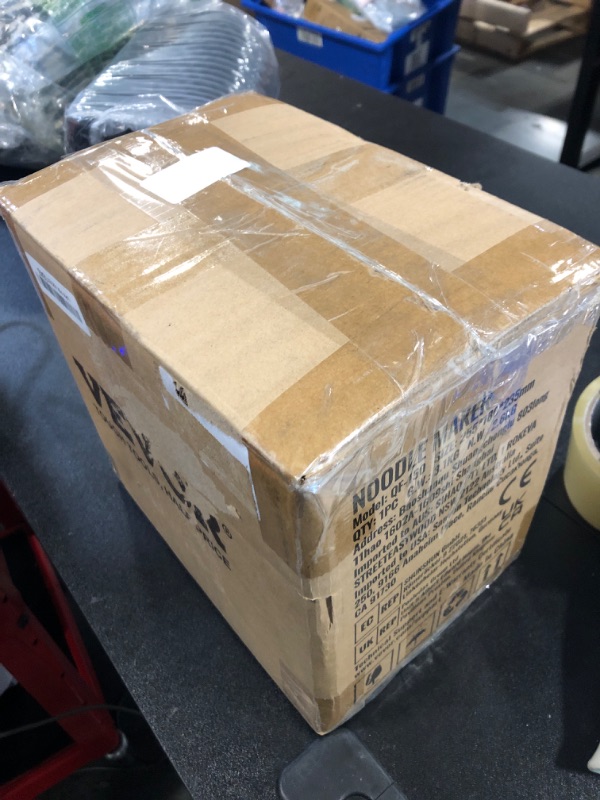 Photo 1 of VEVOR Pasta Maker Machine, 9 Adjustable Thickness Settings Noodles Maker, 150 Stainless Steel Noodle Rollers and Cutter, Manual Hand Press, Pasta Making Kitchen Tool Kit, Perfect for Spaghetti Lasagna