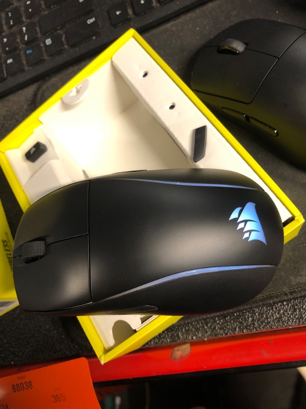 Photo 3 of ****Usb NOT WORKING***Corsair M75 Wireless RGB Lightweight FPS Gaming Mouse – 26,000 DPI – Swappable Side Buttons – iCUE Compatible – PC – Black