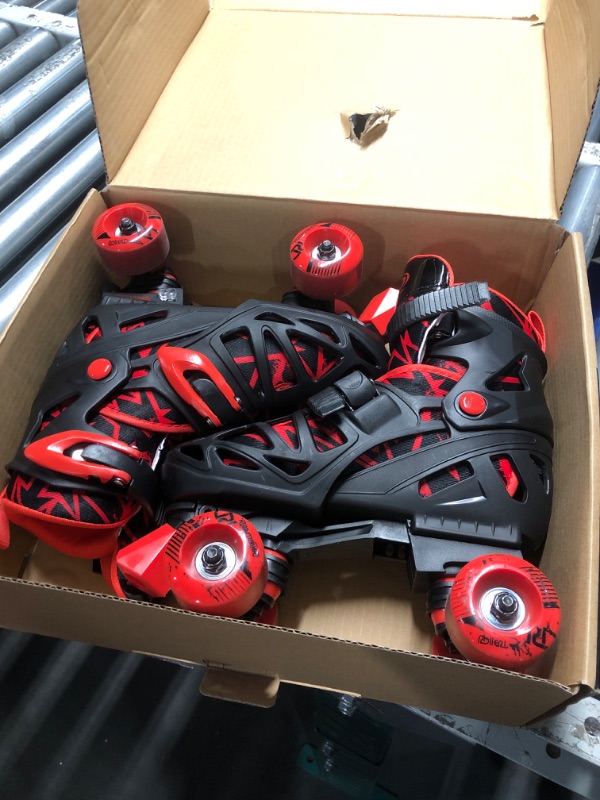 Photo 2 of ***SEE NOTES*** Trac Star Youth Boy's Adjustable Roller Skate Boys 3-6