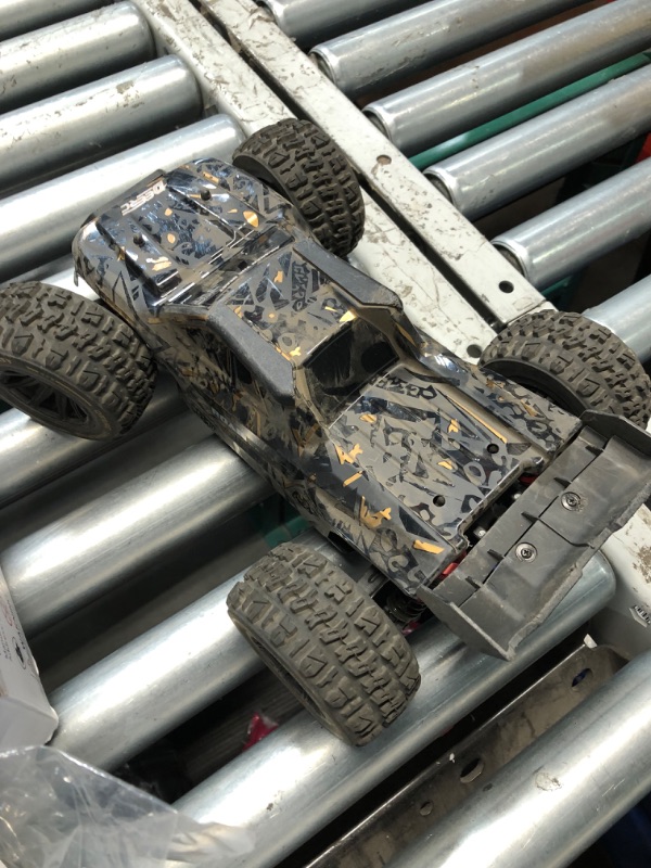 Photo 4 of **MAJOR DAMAGE USED NON FUNCTIONAL**
DEERC 1:14 Fast Brushless RC Cars for Adults & Boys, Max 50+ MPH, 2 3S Lipo Batteries 4x4 Waterproof RC Truck, High Speed Offroad Remote Control Car, All Terrain RC Truggy for Snow,Sand & Mud