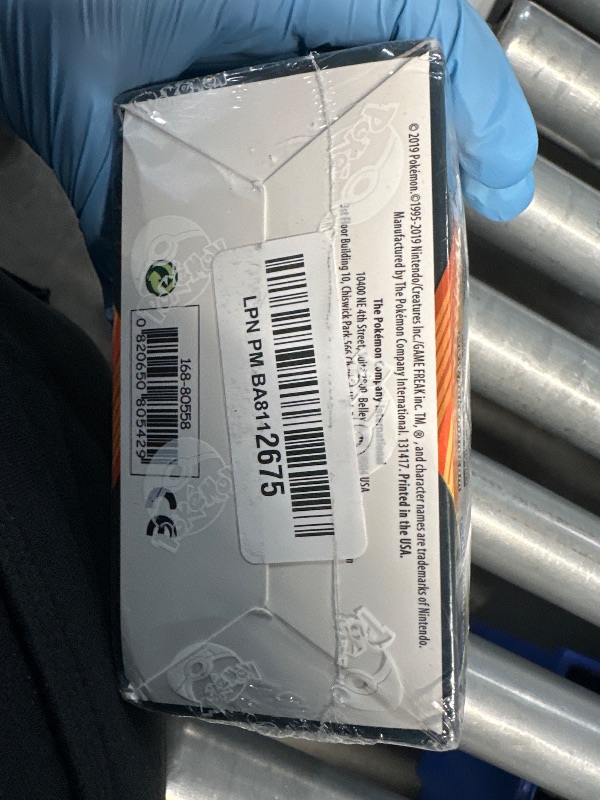 Photo 7 of **FACTORY SEALED/ NOT OPENED FOR INSPECTION-SEAL UNTOUCHED***2019 Pokémon TCG Sun & Moon Unbroken Bonds Booster Box- Containes over 234 cards
